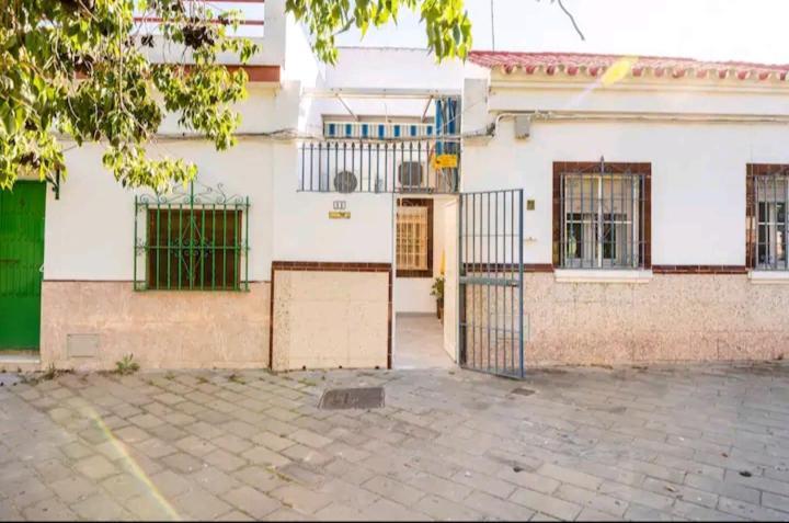 דירות סביליה Ikigai House מראה חיצוני תמונה